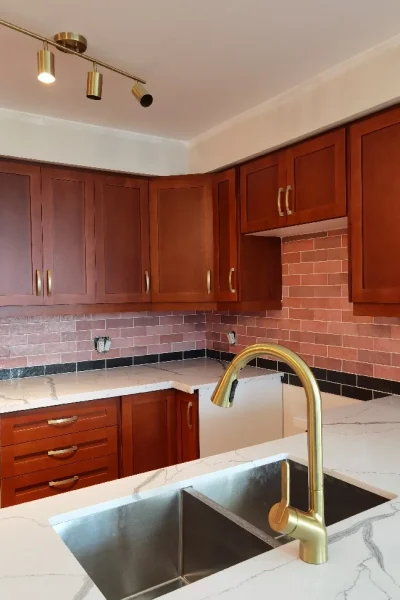 Kitchen remodeling - Nassar Renovations, Plumbing & Heating. Specializes in Bathroom Renovations, Basement Renovations, Kitchen Renovations, and plumbing. Operating in Brampton, Mississauga, Toronto, and Scarborough.